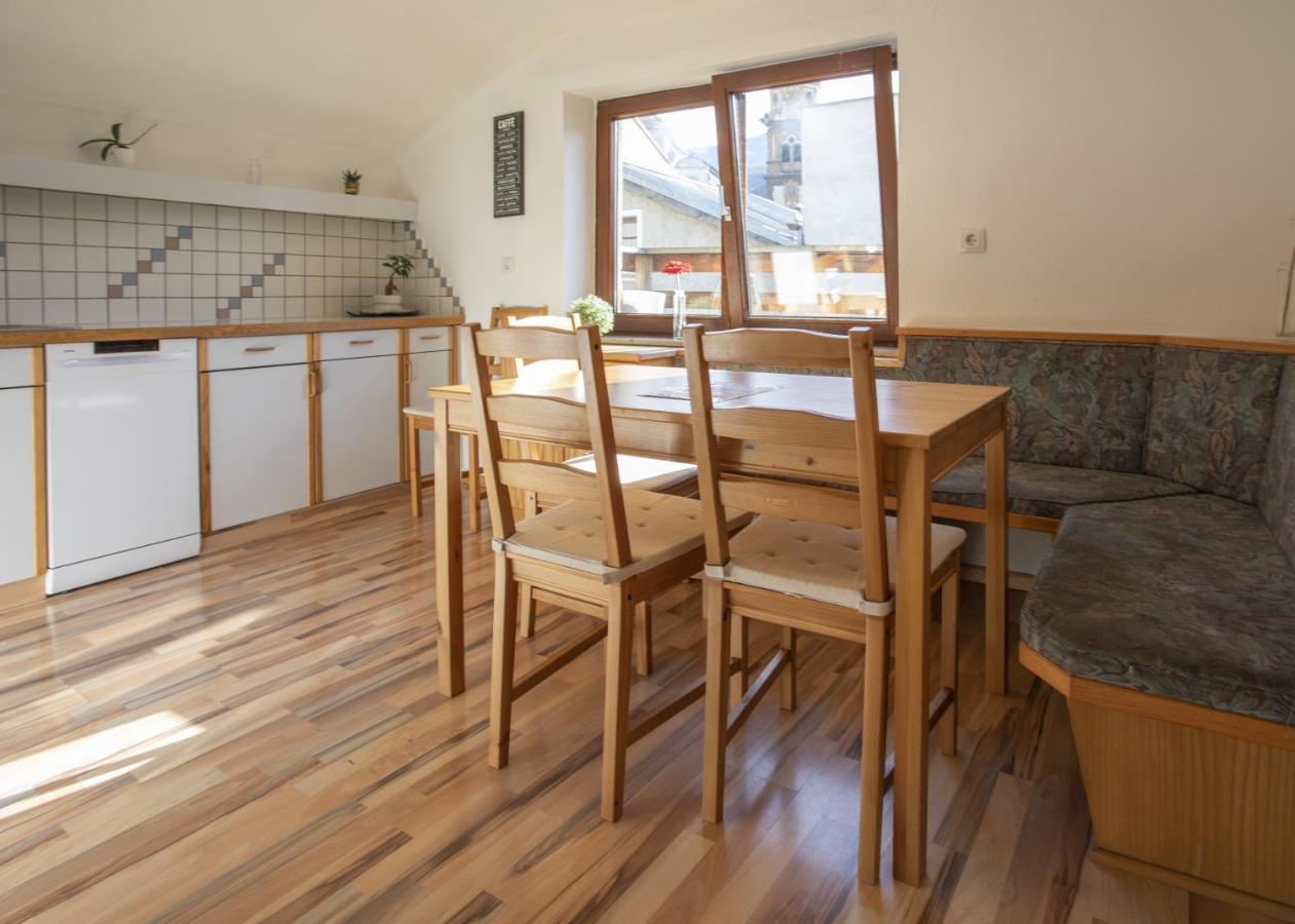 Cozy Old Town Apartment Хал ин Тирол Екстериор снимка
